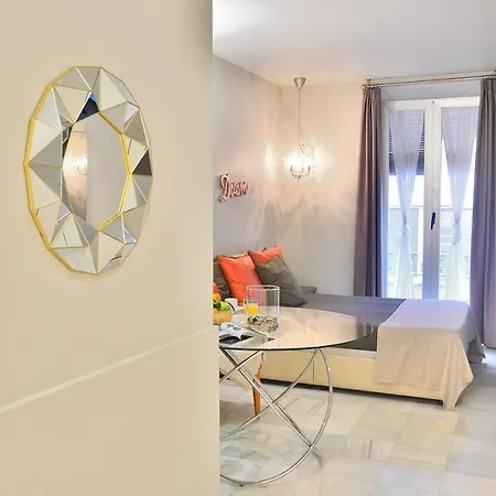 Myflats Deluxe City Center Apartamento *